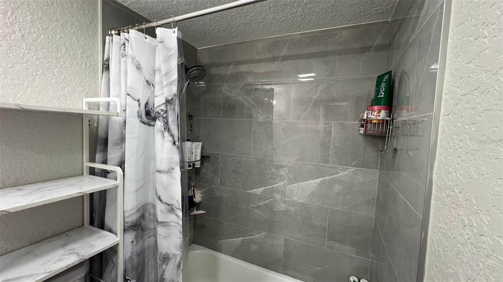 Image 17 of 23 For 2705 Gardner Place