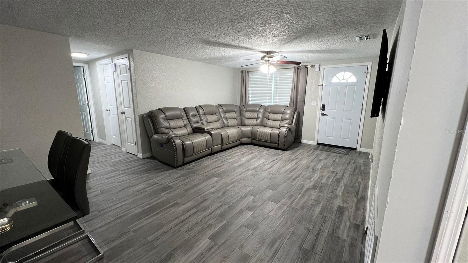 Image 3 of 23 For 2705 Gardner Place