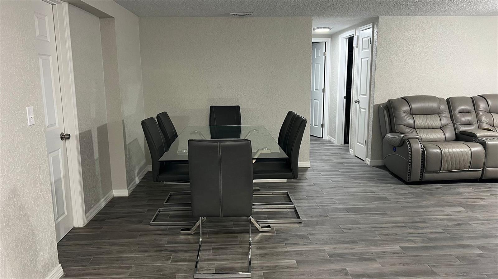 Image 7 of 23 For 2705 Gardner Place