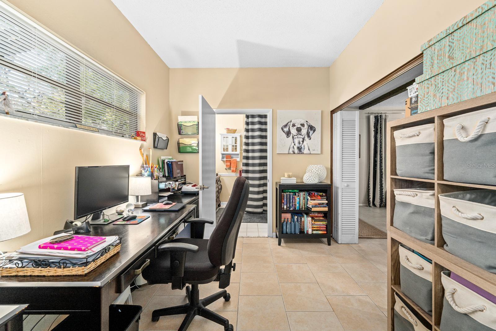 Image 15 of 41 For 4606 Esperanza Avenue