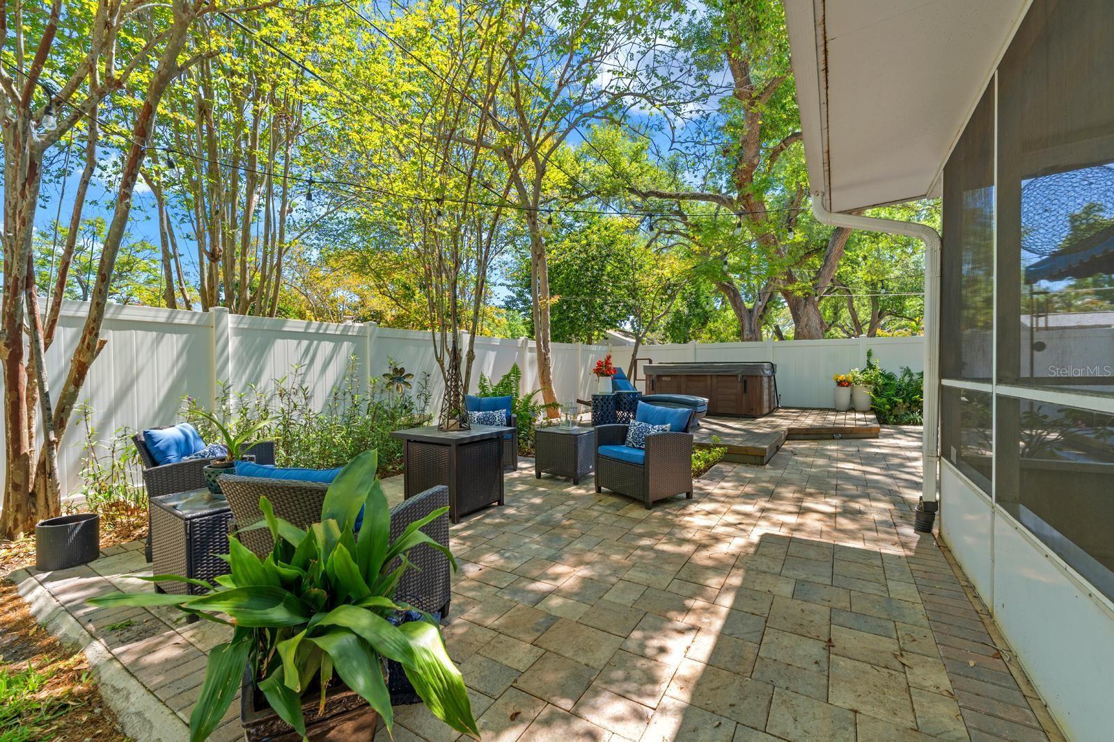 Image 28 of 41 For 4606 Esperanza Avenue