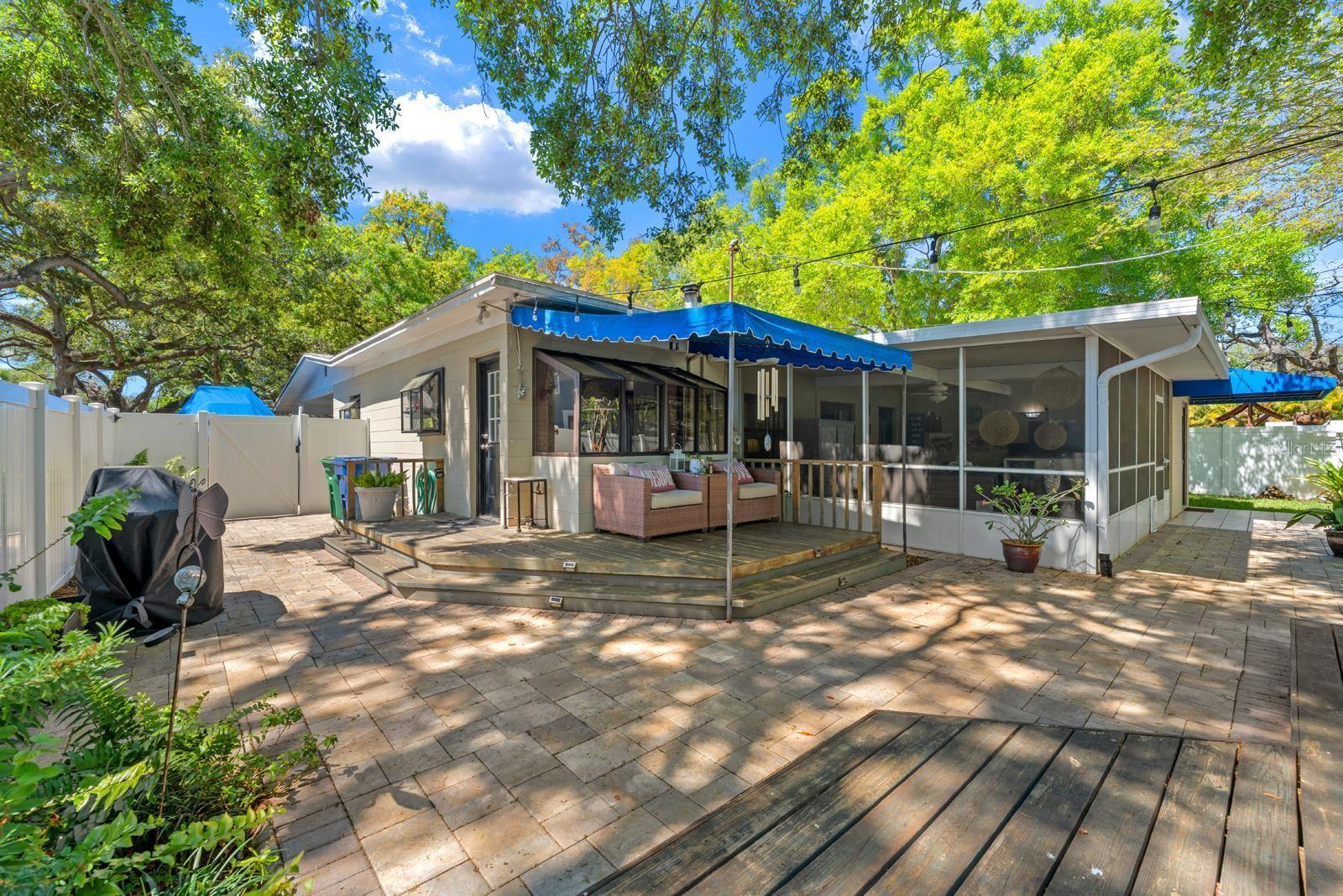 Image 31 of 41 For 4606 Esperanza Avenue