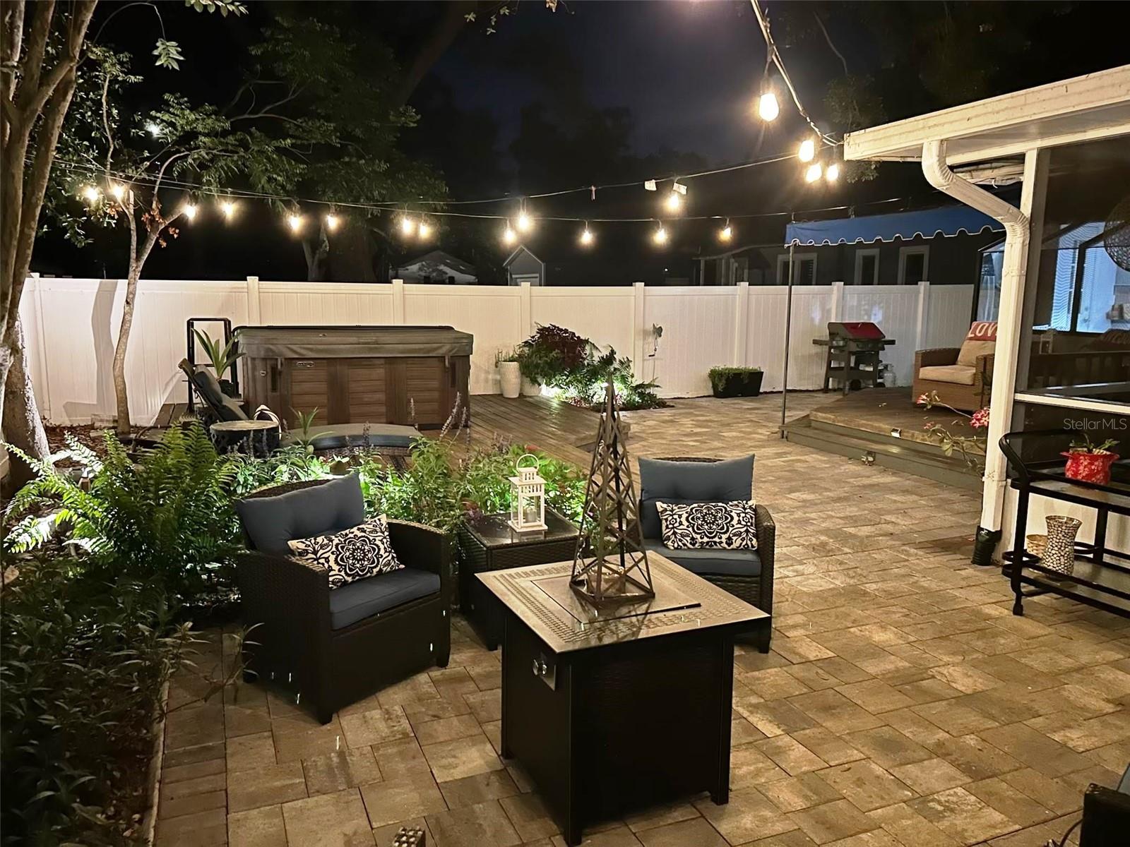 Image 33 of 41 For 4606 Esperanza Avenue