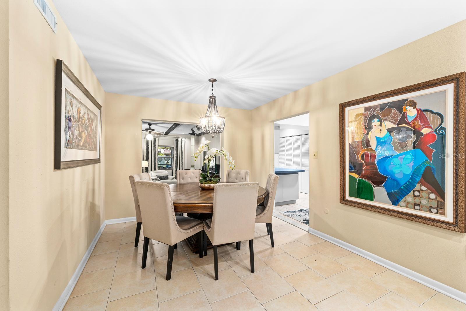 Image 7 of 41 For 4606 Esperanza Avenue