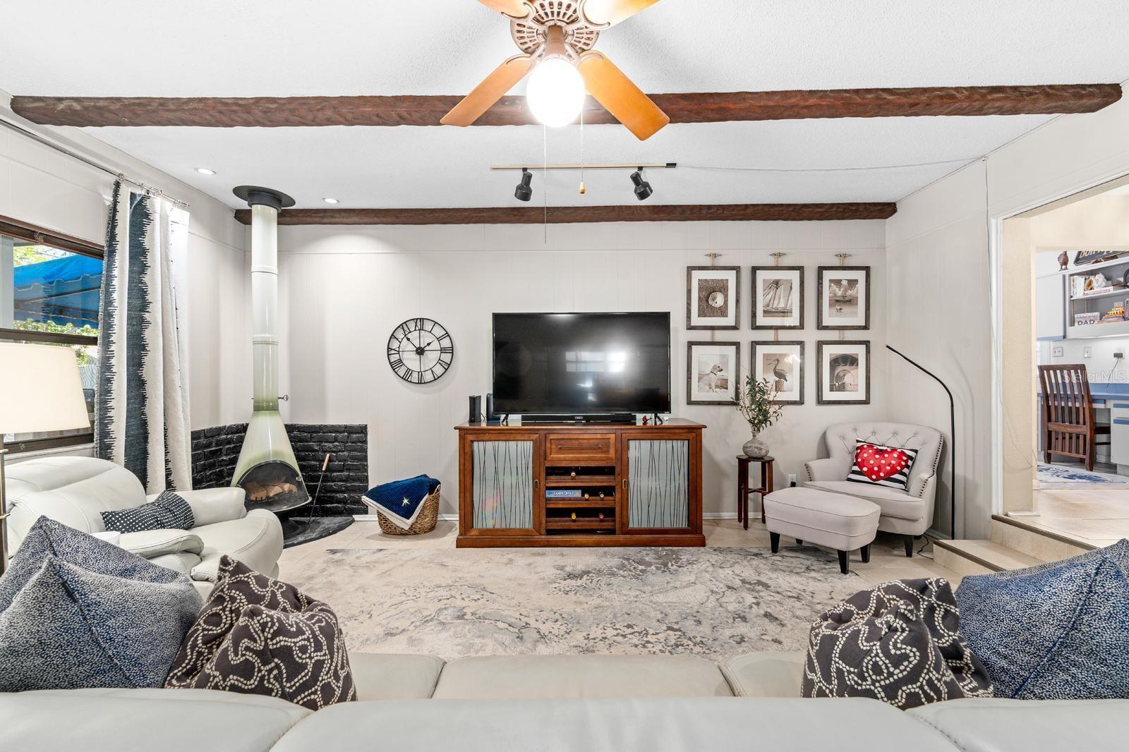 Image 9 of 41 For 4606 Esperanza Avenue