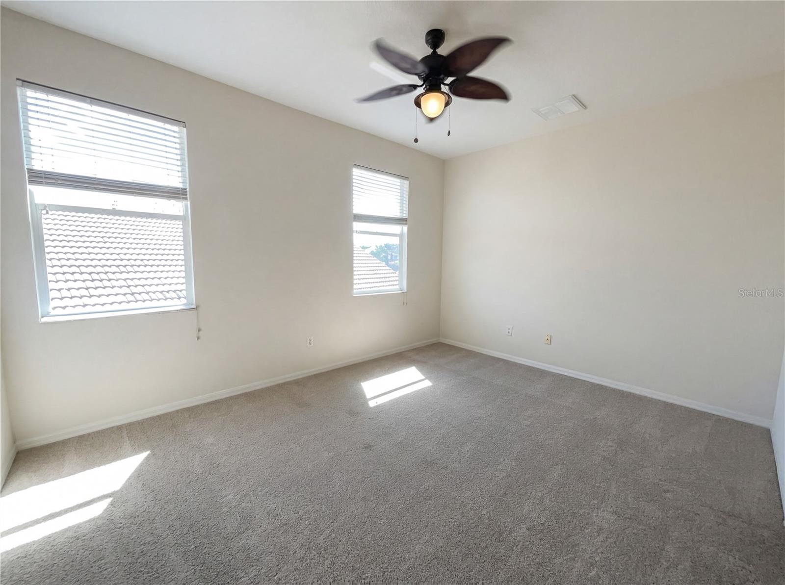 Image 16 of 26 For 18010 Java Isle Drive