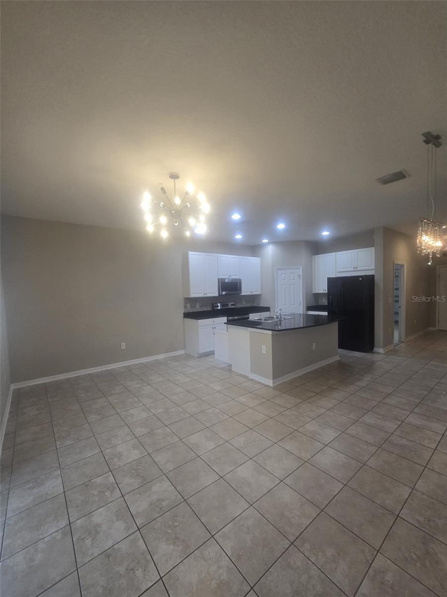 Image 13 of 37 For 6978 Holly Heath Drive