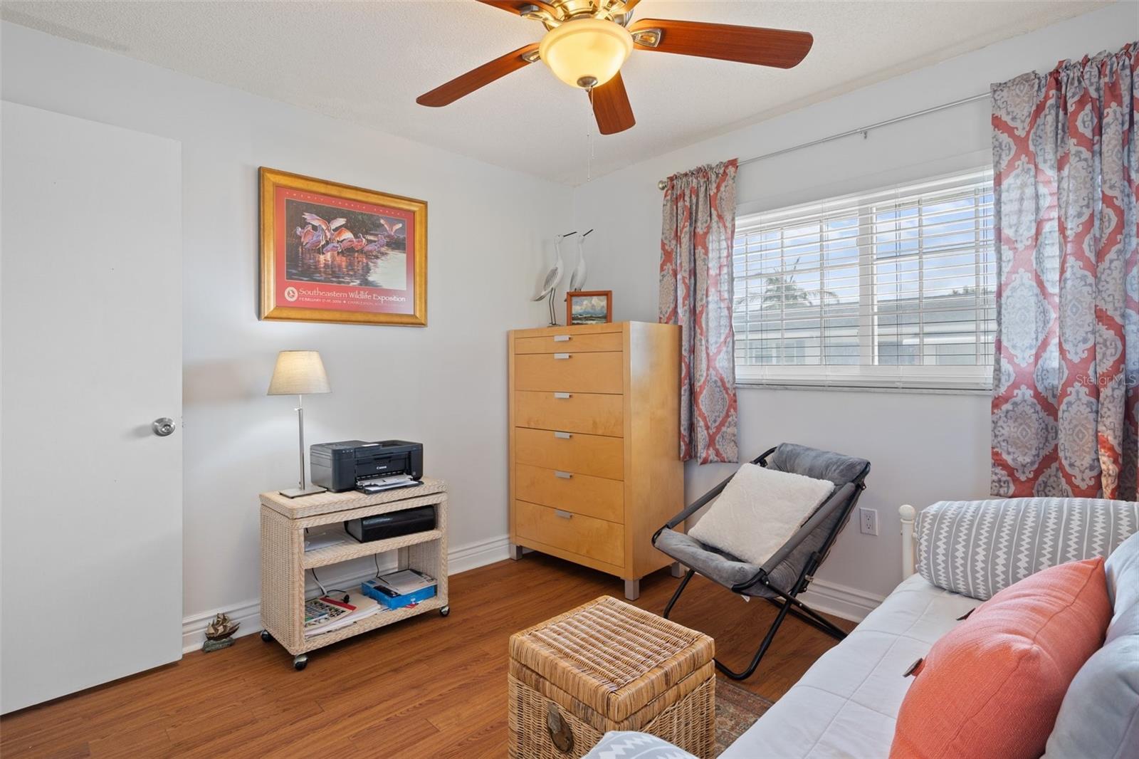 Image 25 of 59 For 10008 Daffodil Street N 186