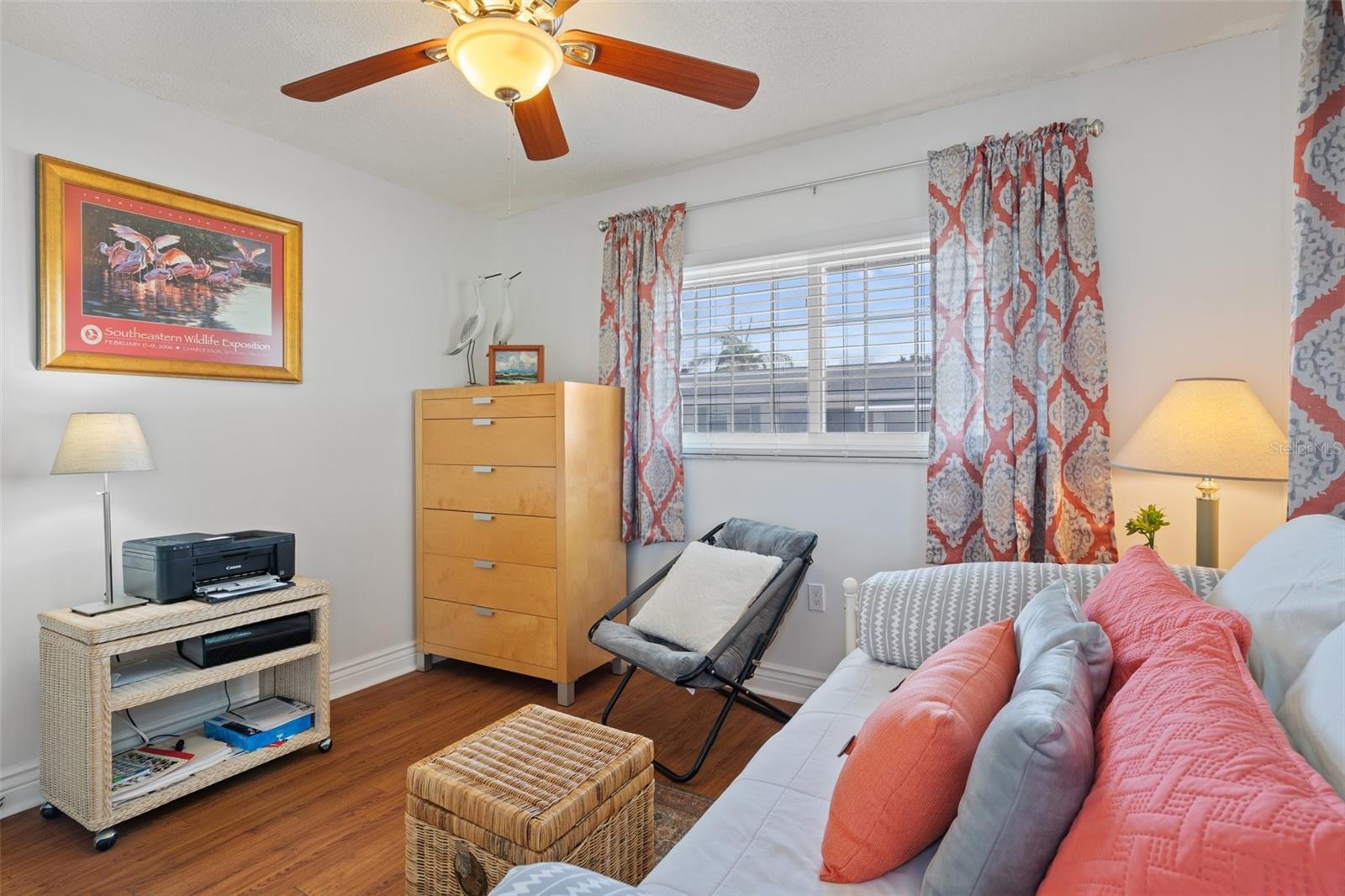 Image 26 of 59 For 10008 Daffodil Street N 186