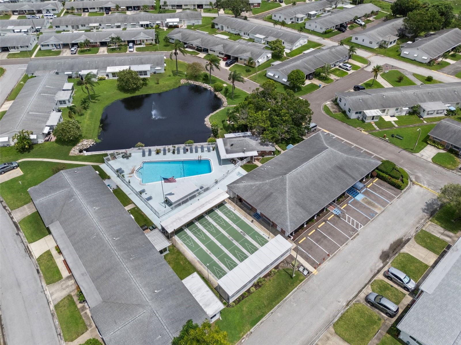 Image 37 of 59 For 10008 Daffodil Street N 186