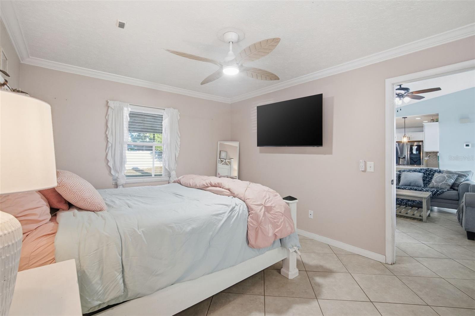 Image 24 of 48 For 7403 Providence Road