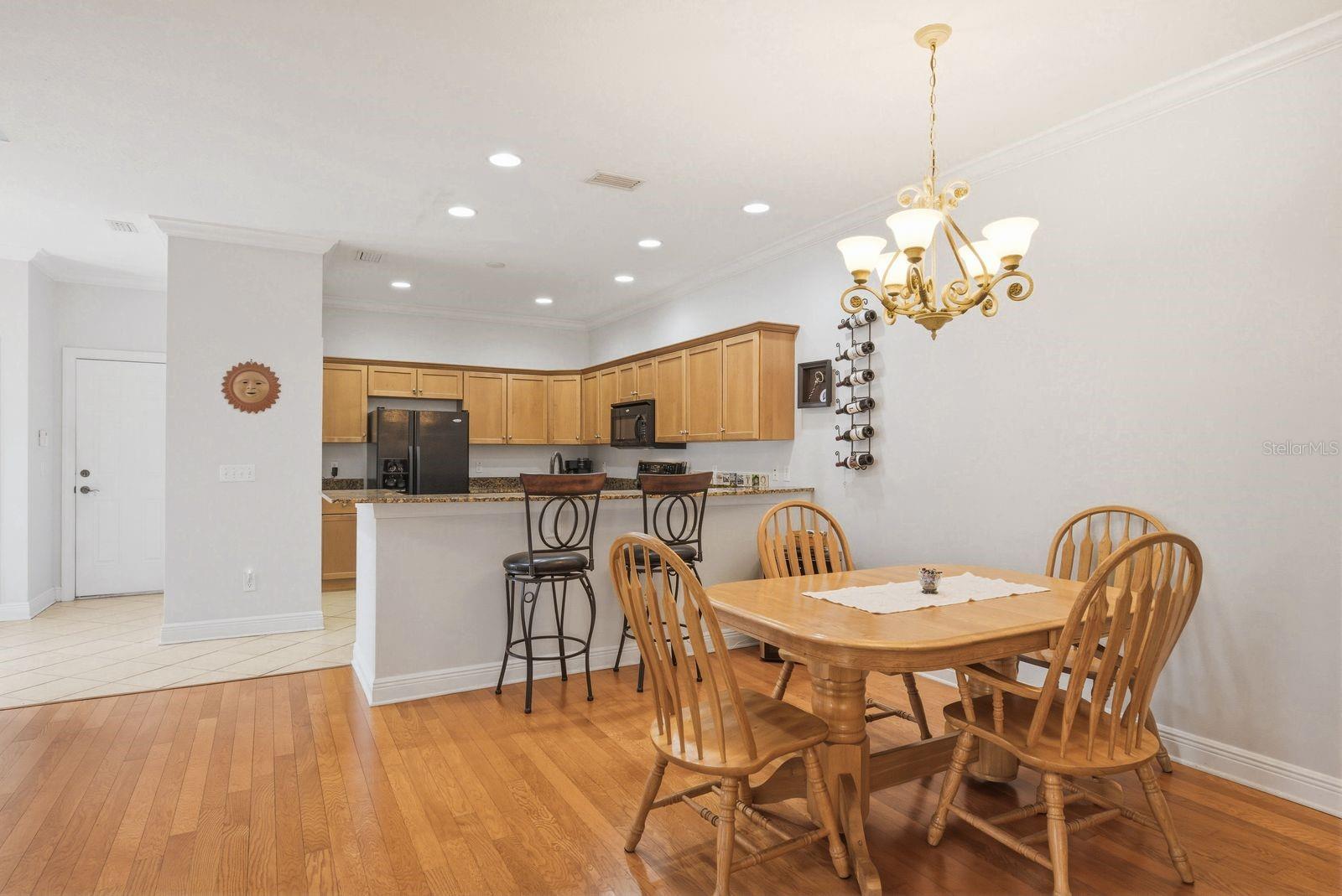 Image 19 of 51 For 208 Valencia Circle