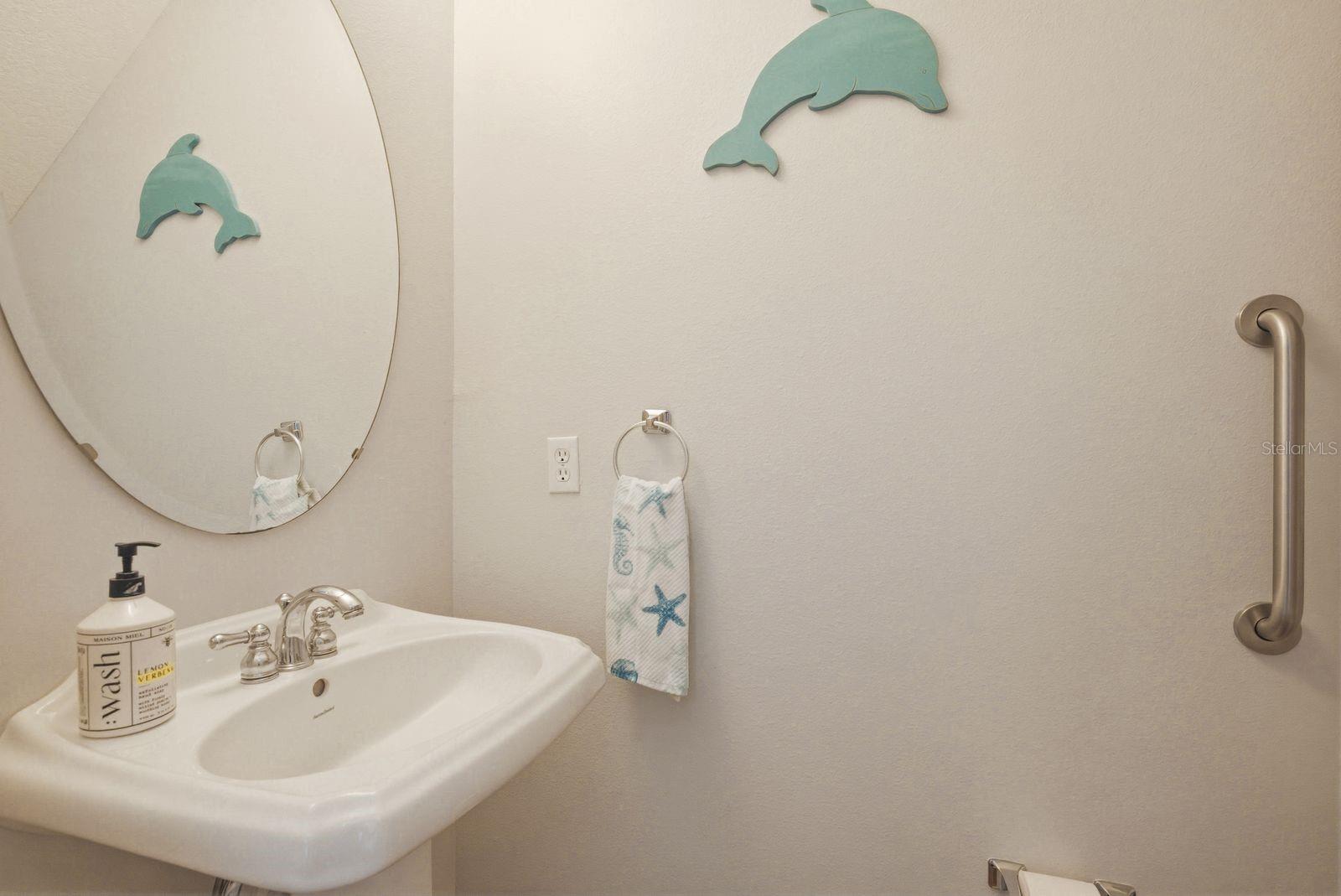 Image 24 of 51 For 208 Valencia Circle