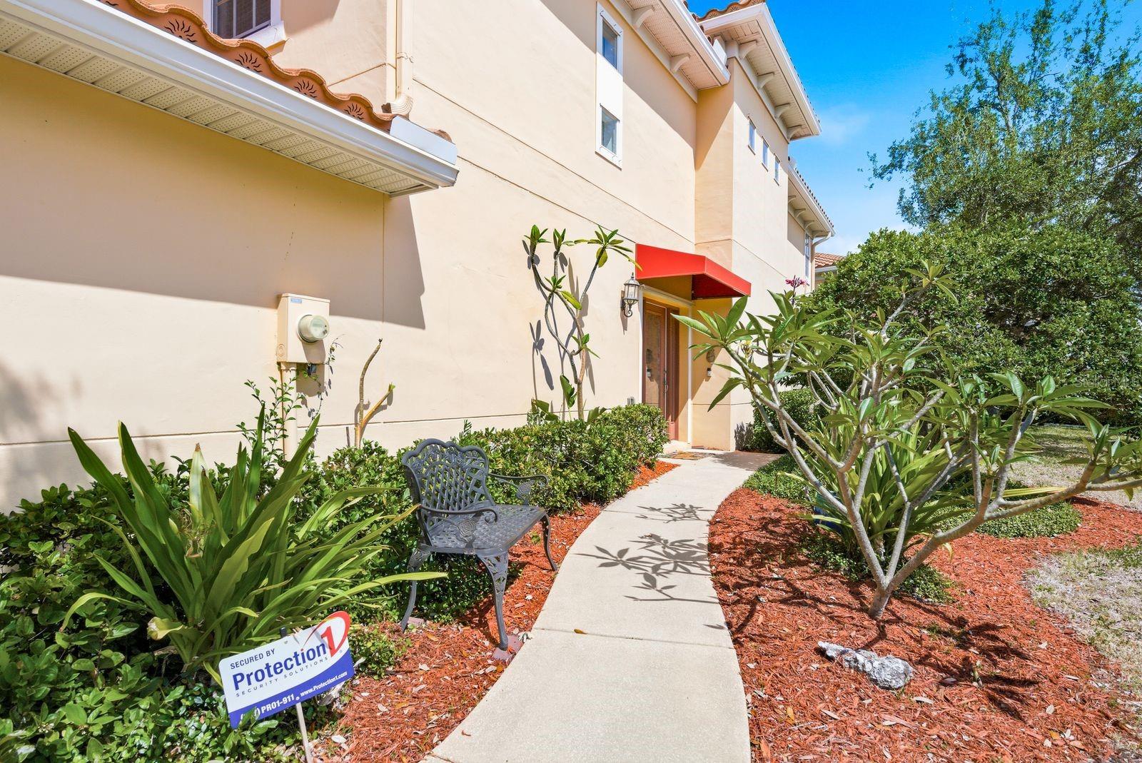 Image 8 of 51 For 208 Valencia Circle