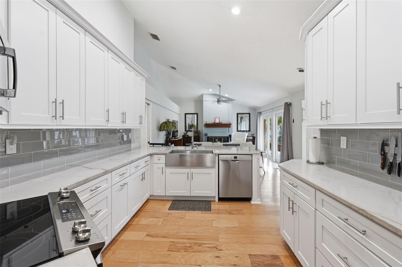 Image 12 of 31 For 11767 Ashley Court