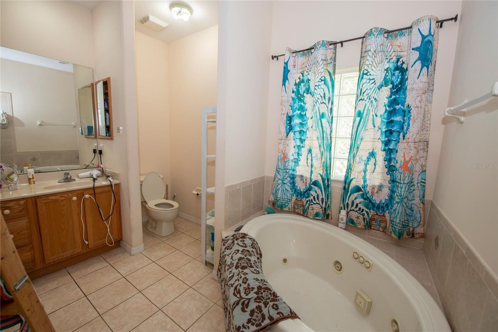 Image 17 of 23 For 1210 Oriole Court