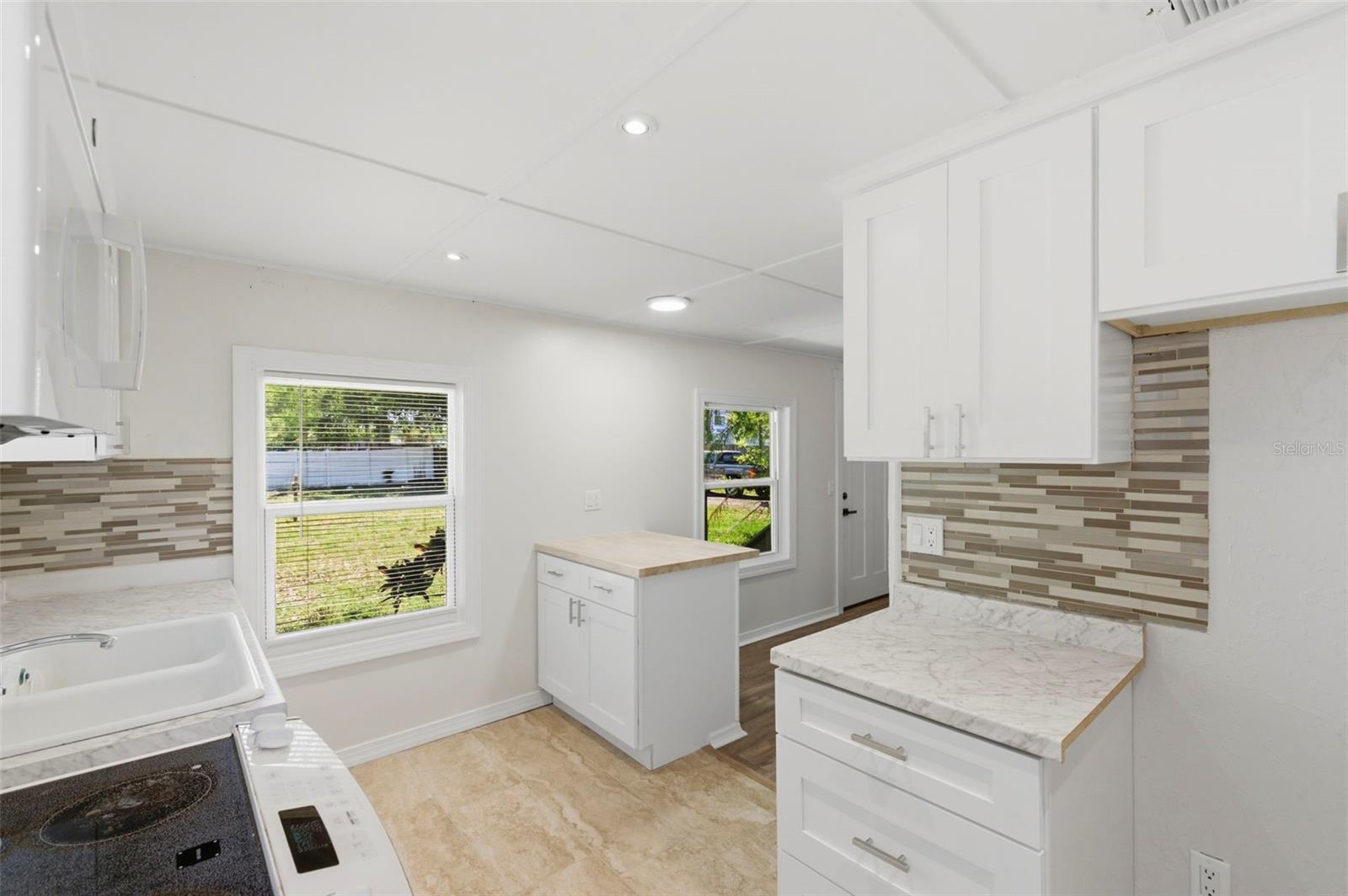 Image 13 of 33 For 3241 Laurel Ave