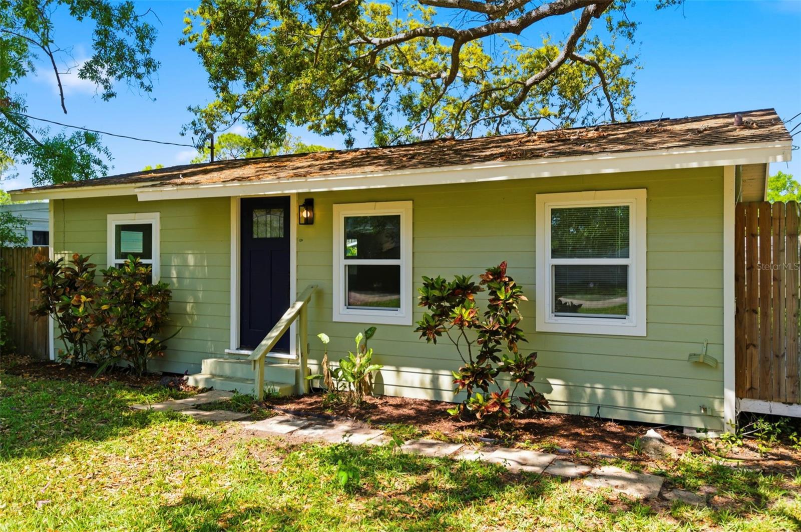 Image 2 of 33 For 3241 Laurel Ave