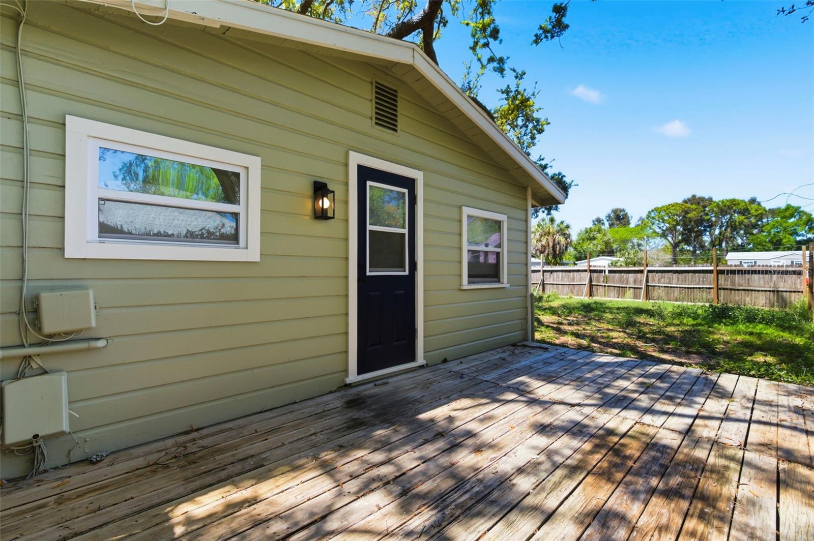 Image 26 of 33 For 3241 Laurel Ave