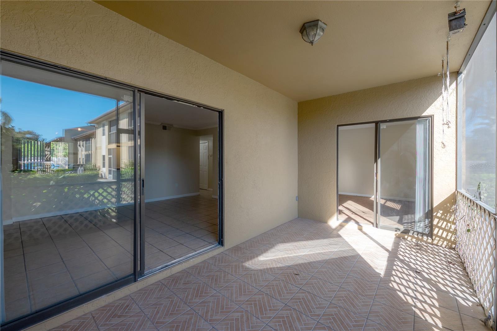 Image 22 of 41 For 12261 Sailwinds Drive 103