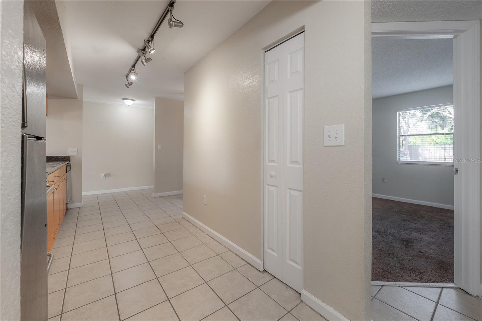 Image 31 of 41 For 12261 Sailwinds Drive 103