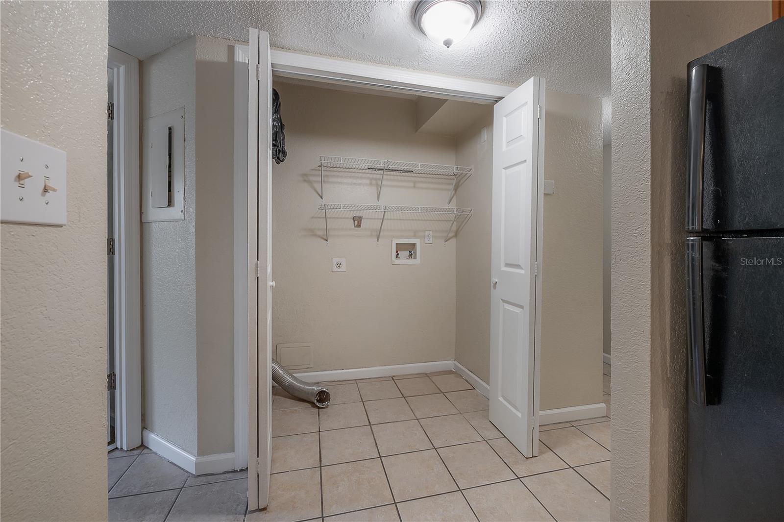 Image 32 of 41 For 12261 Sailwinds Drive 103