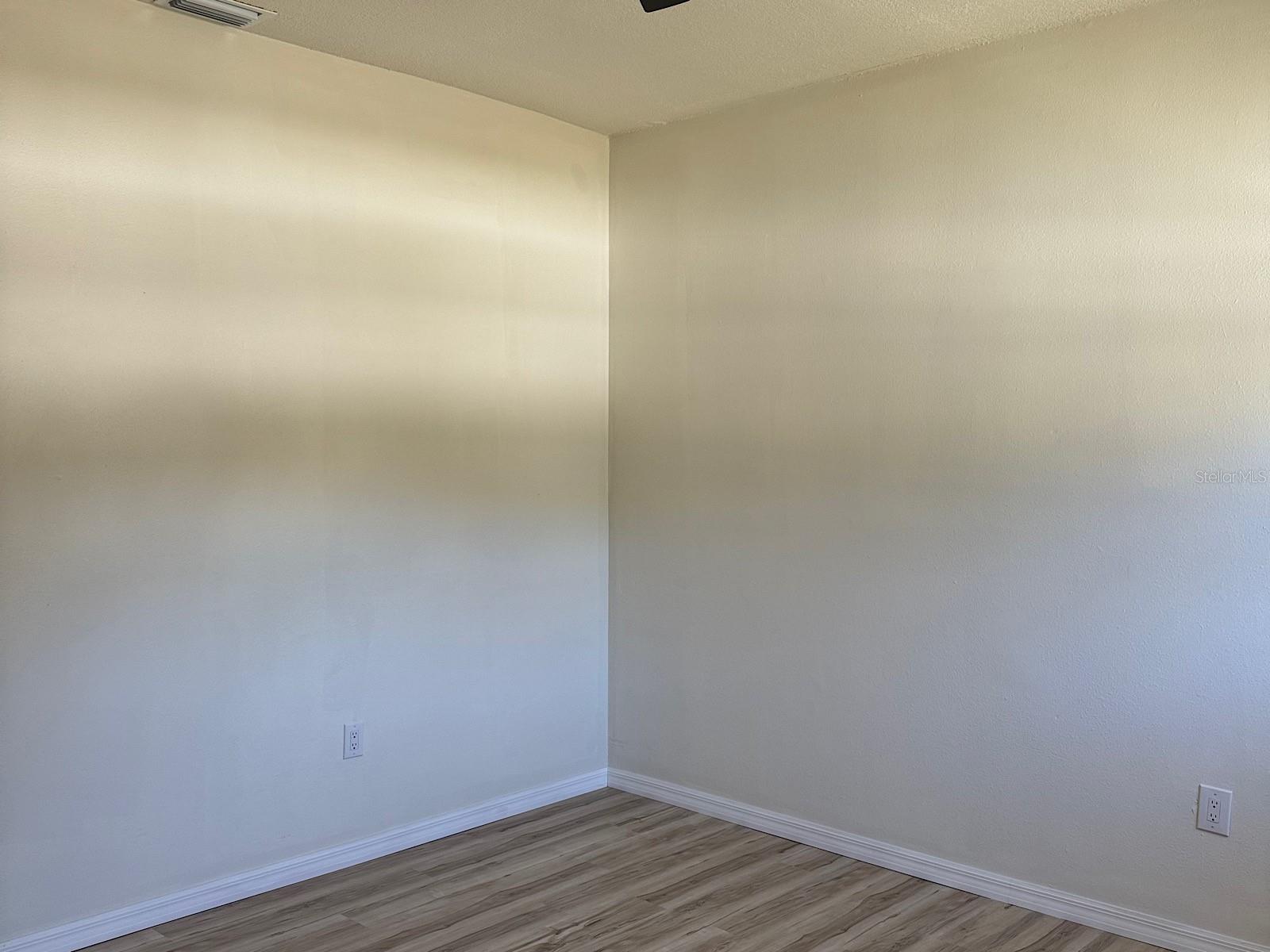 Image 7 of 13 For 623 Beckett Way B