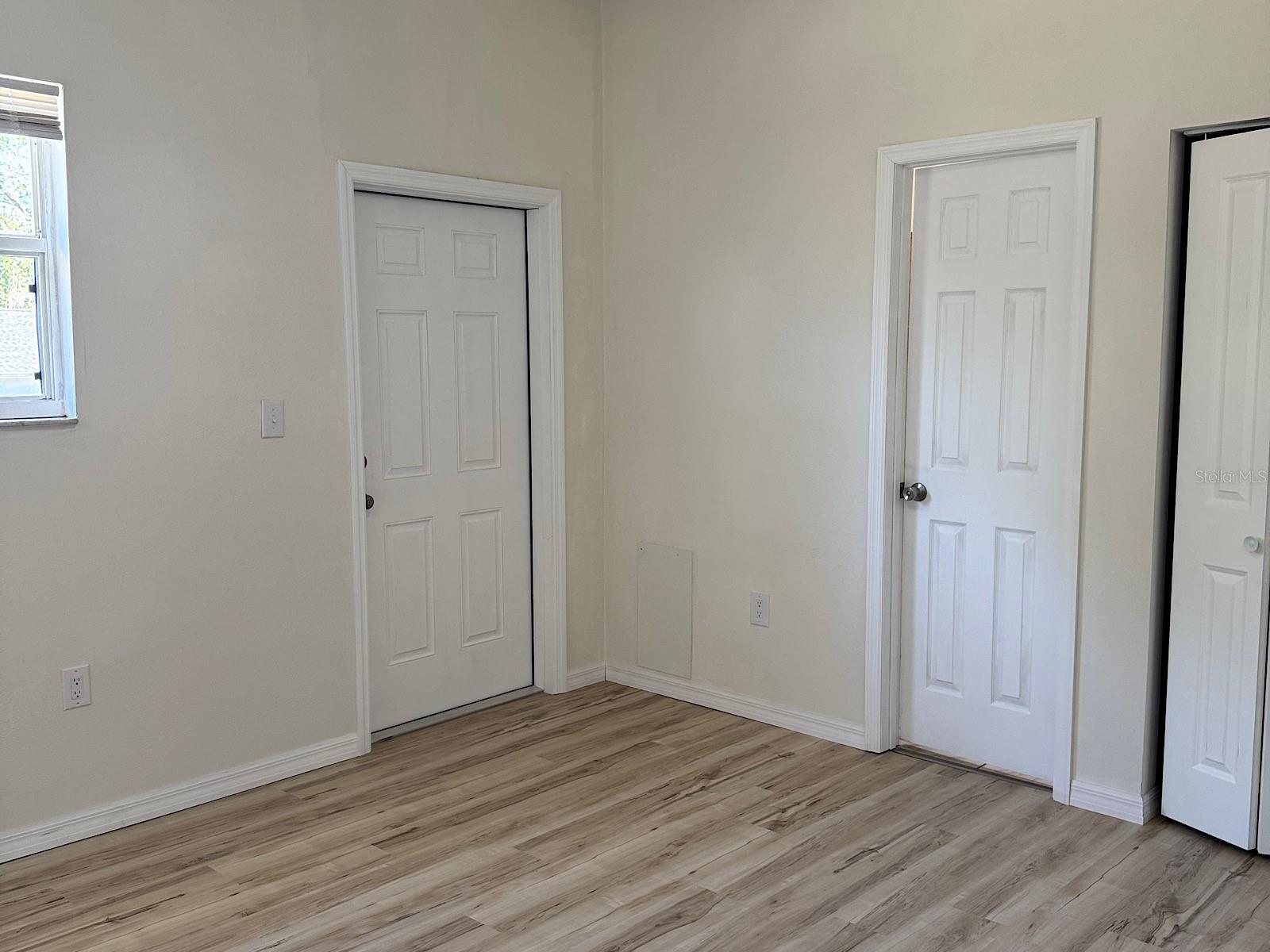 Image 9 of 13 For 623 Beckett Way B