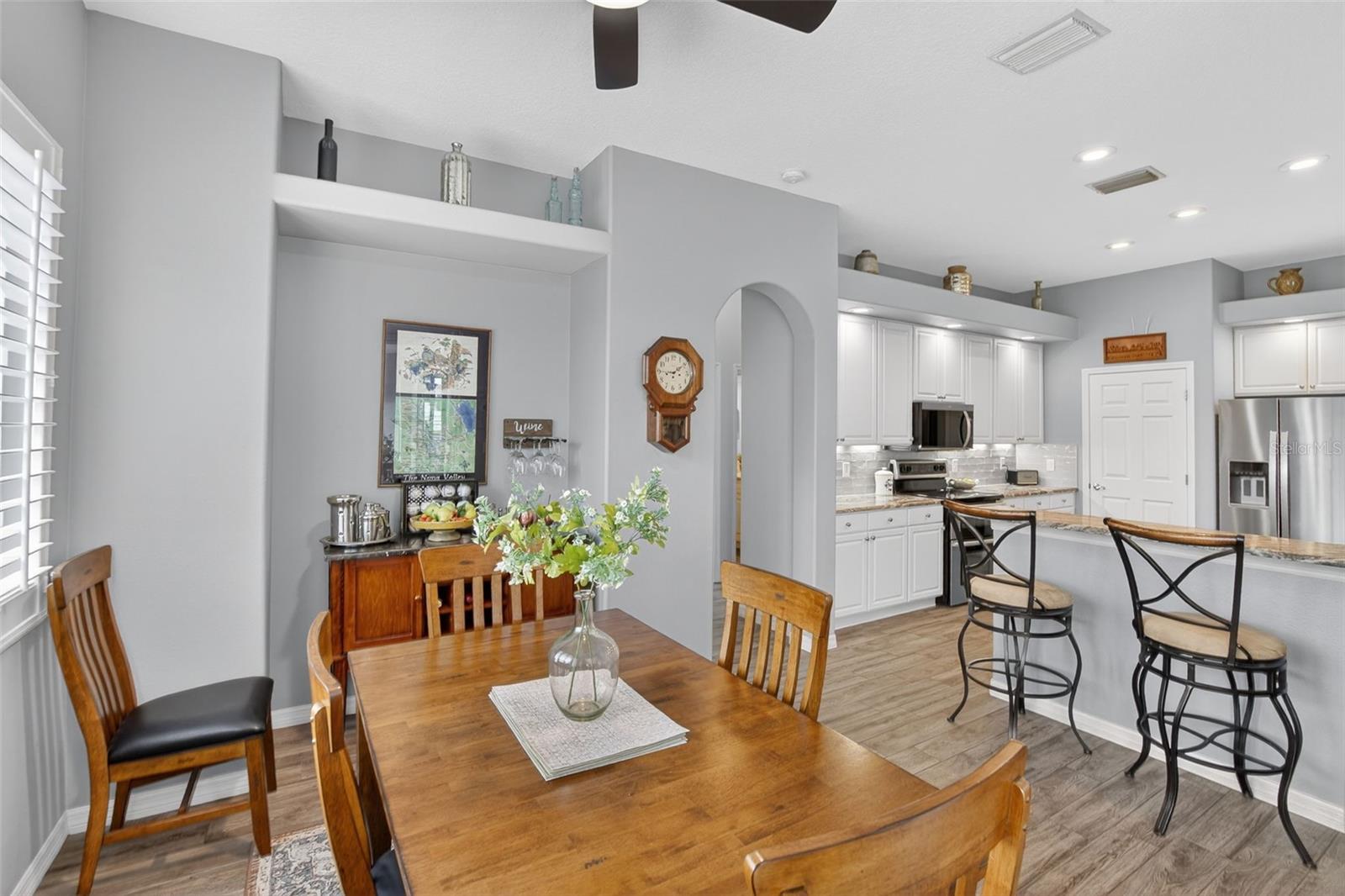 Image 17 of 93 For 3615 Gaviota Drive