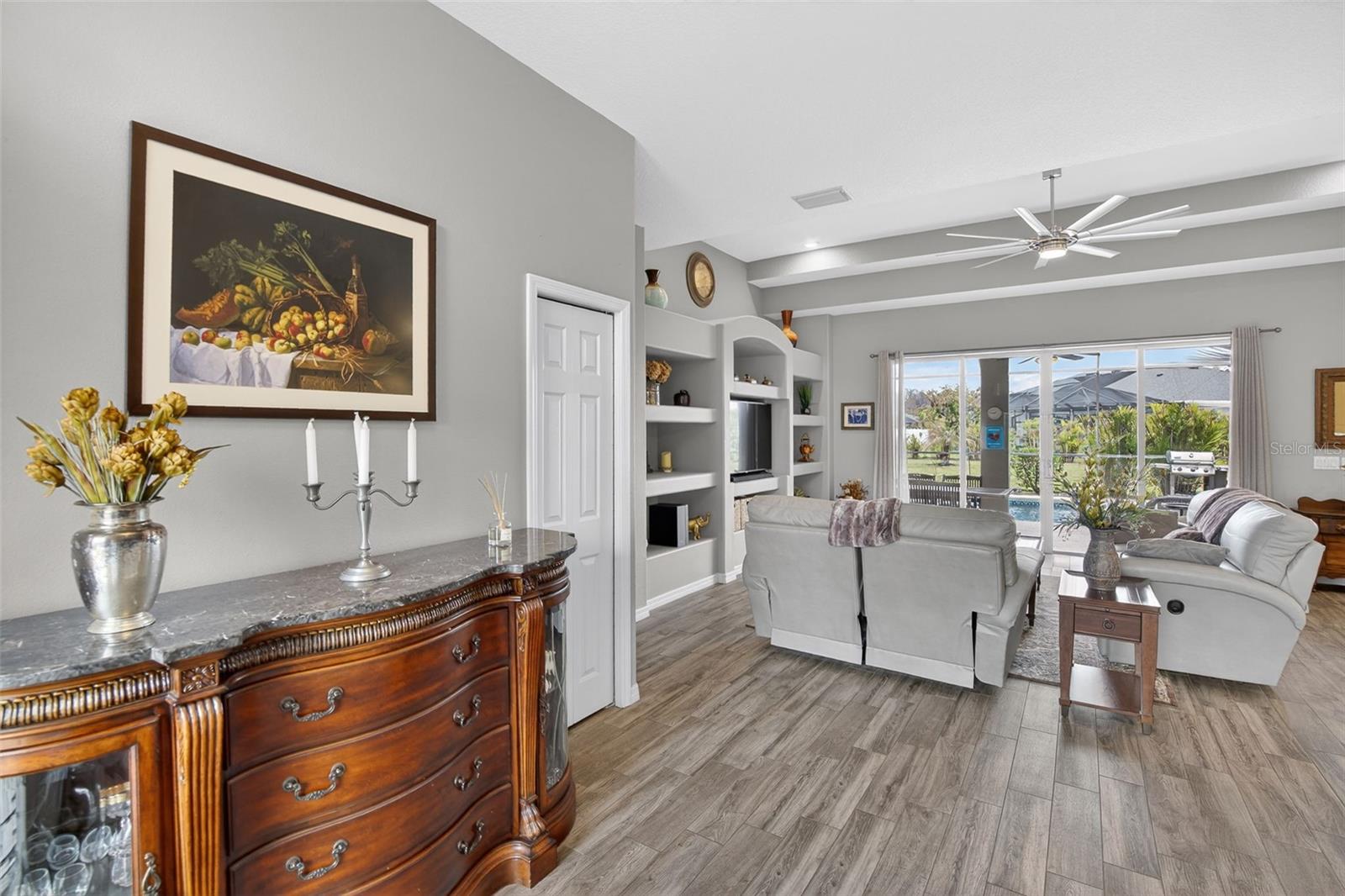 Image 19 of 93 For 3615 Gaviota Drive