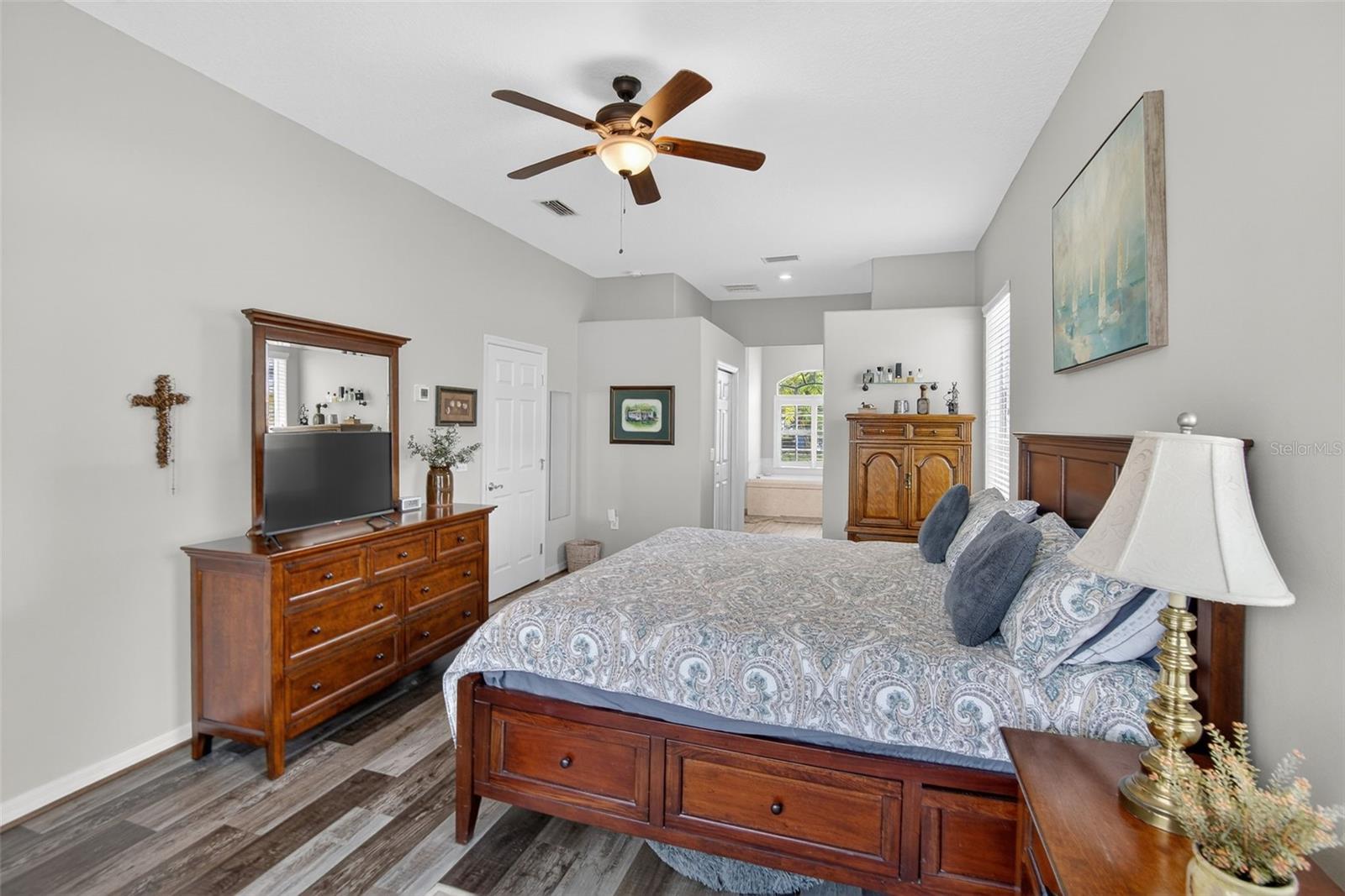 Image 23 of 93 For 3615 Gaviota Drive