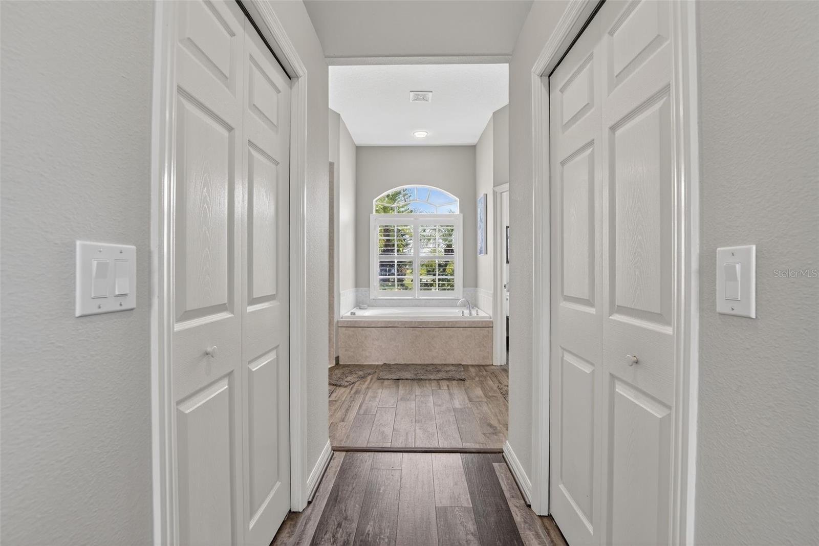 Image 27 of 93 For 3615 Gaviota Drive