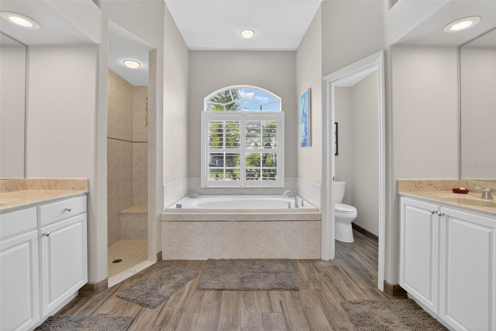 Image 28 of 93 For 3615 Gaviota Drive