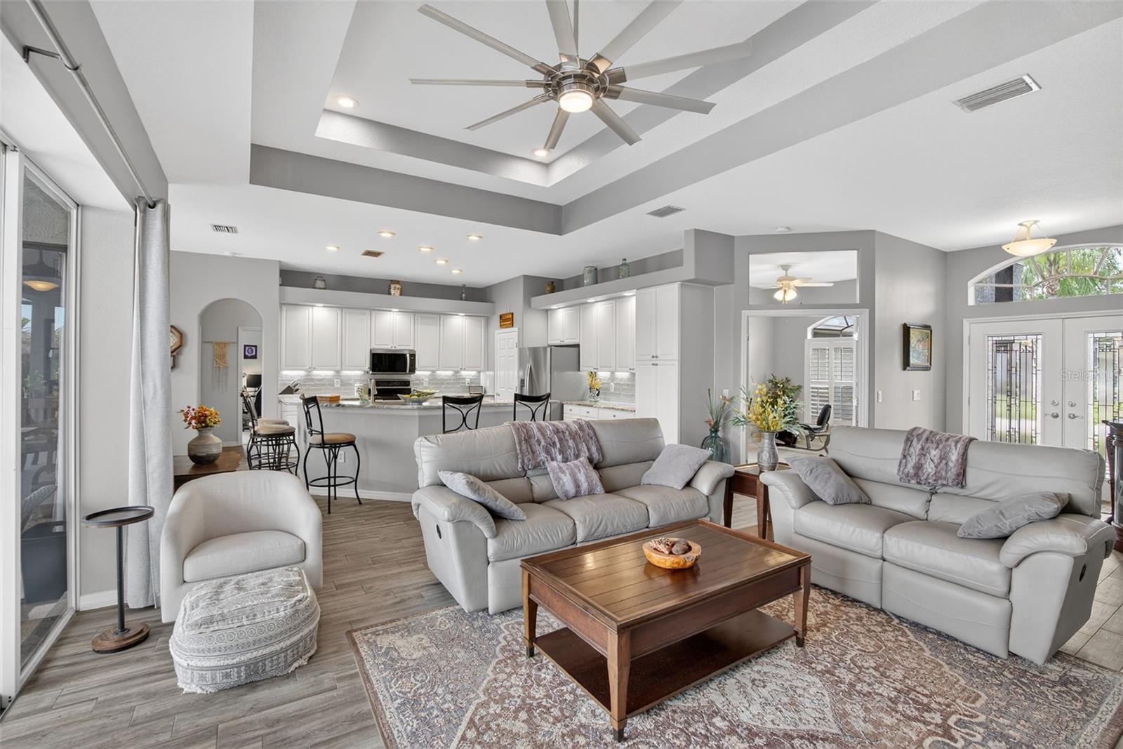 Image 9 of 93 For 3615 Gaviota Drive