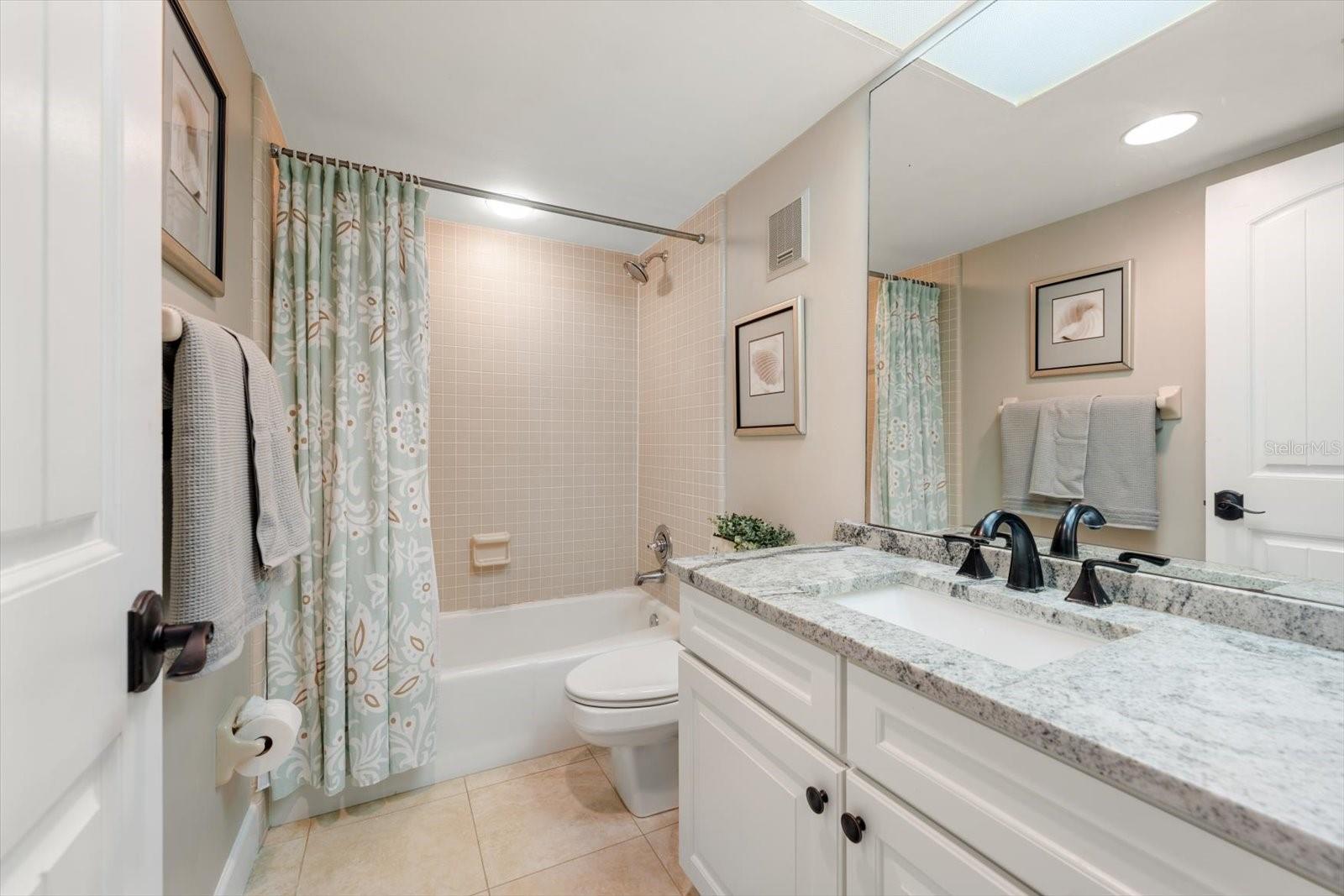 Image 28 of 44 For 4450 Gulf Boulevard 110