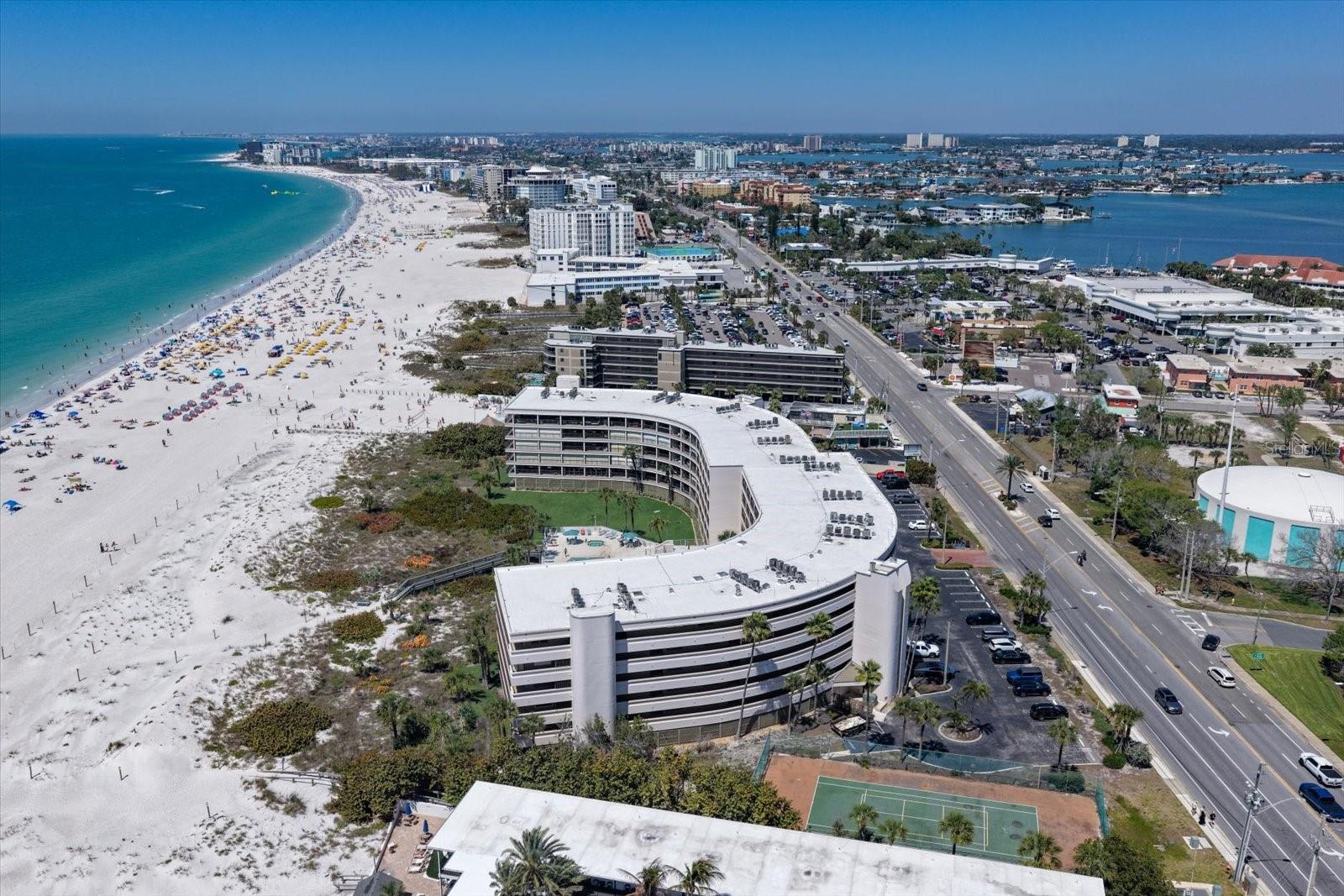 Image 30 of 44 For 4450 Gulf Boulevard 110