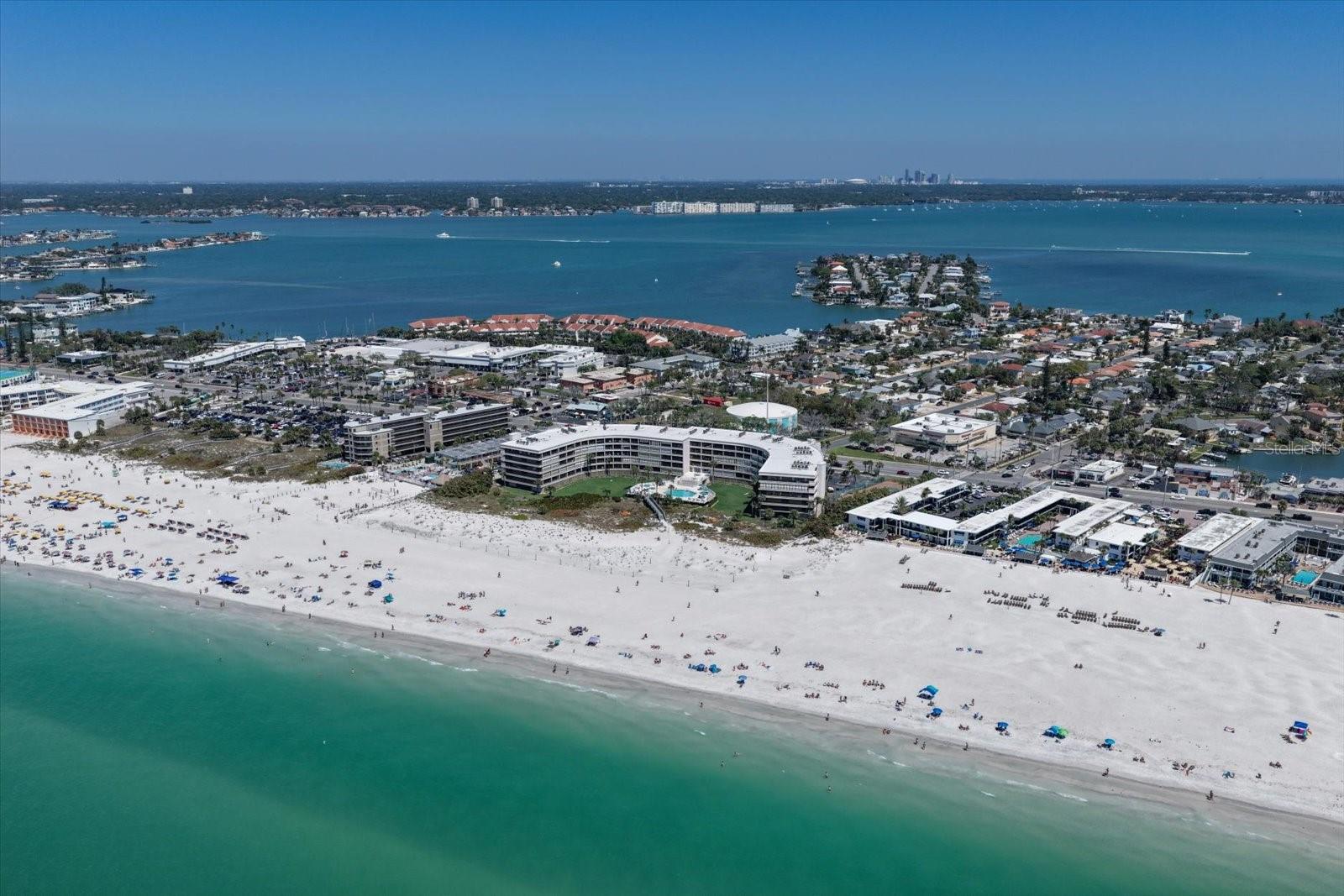 Image 41 of 44 For 4450 Gulf Boulevard 110