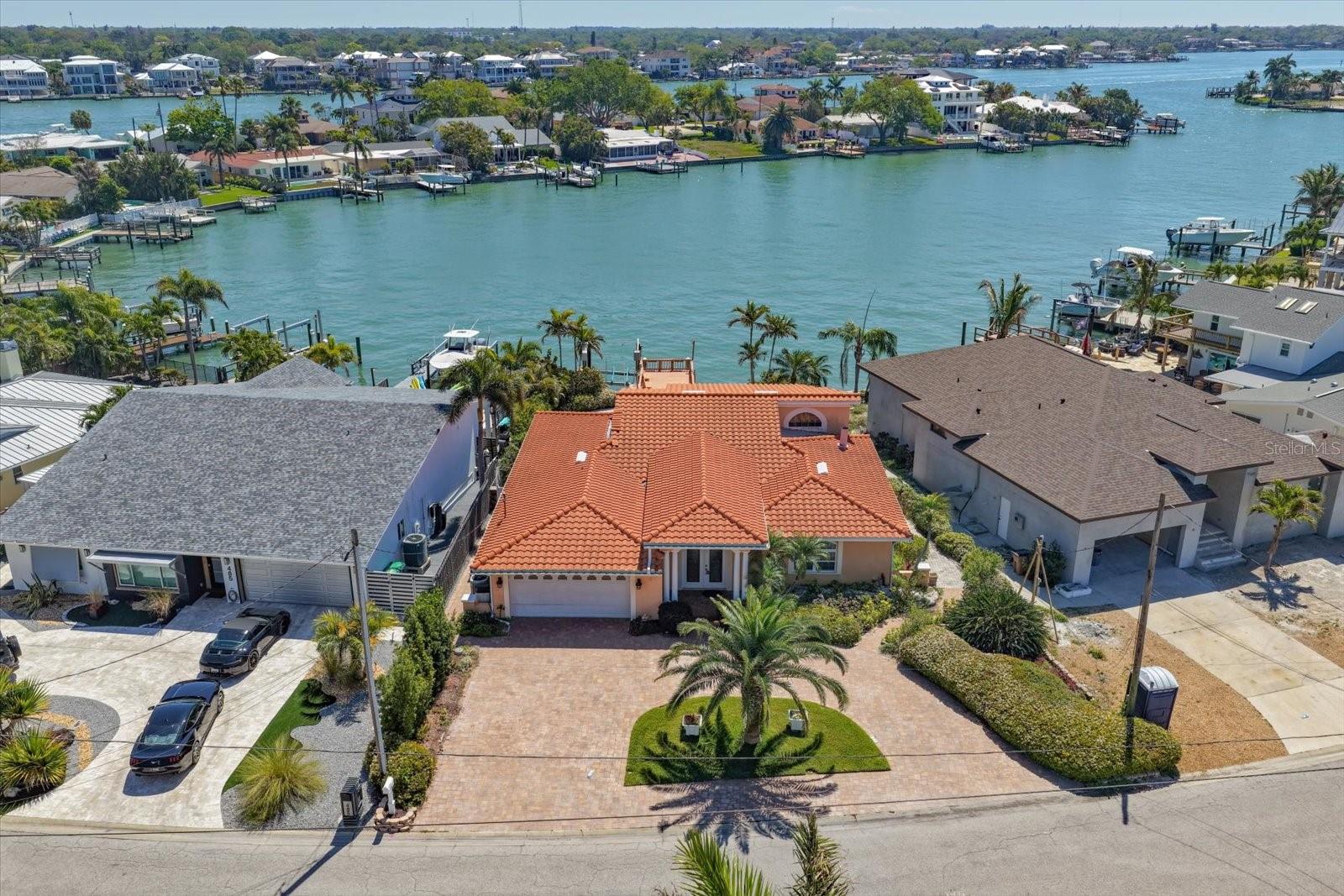 Image 11 of 53 For 483 Harbor Drive N