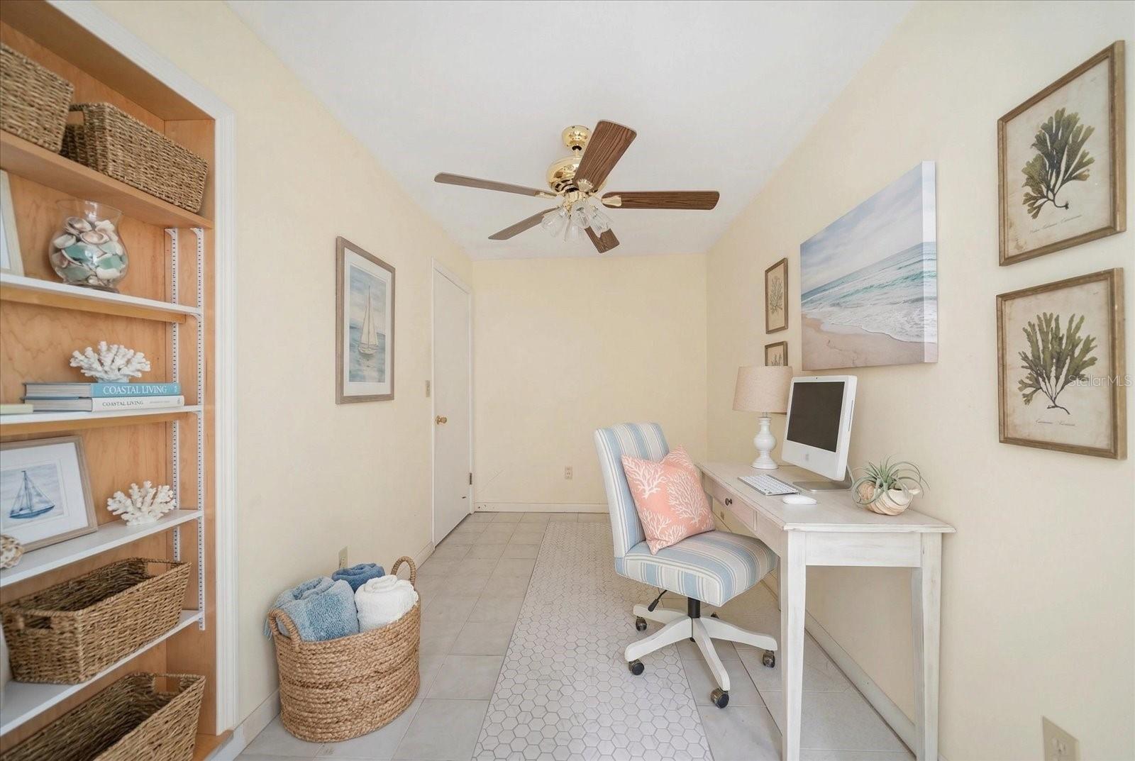 Image 36 of 53 For 483 Harbor Drive N