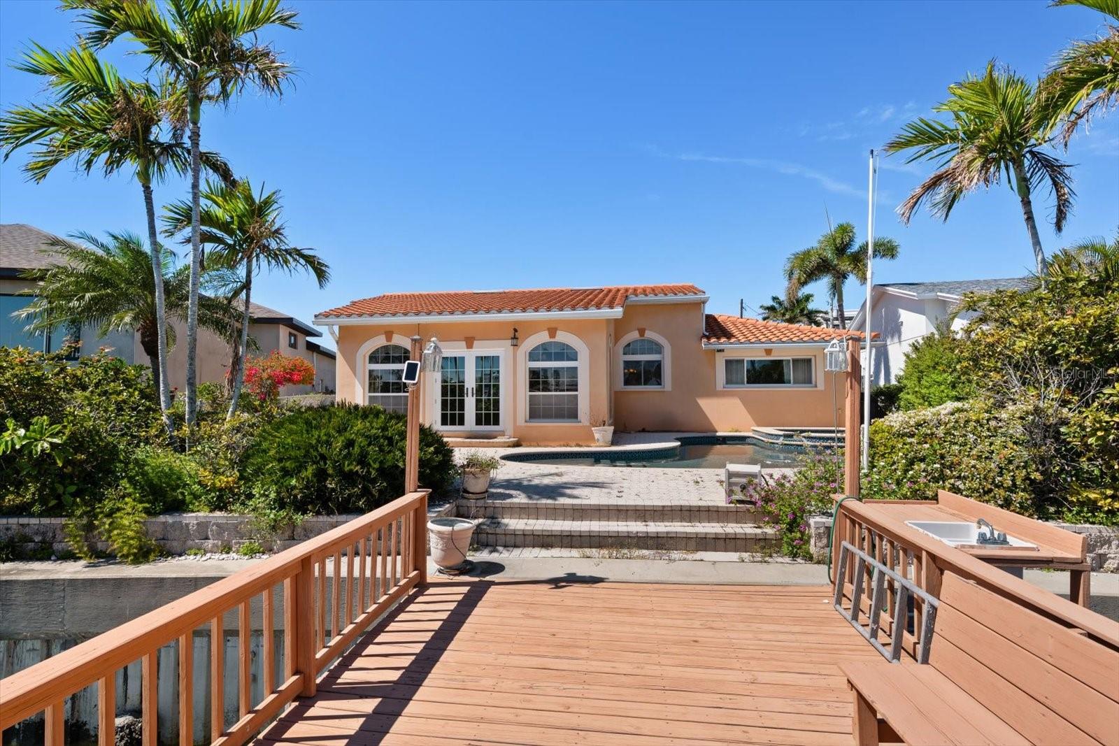 Image 46 of 53 For 483 Harbor Drive N