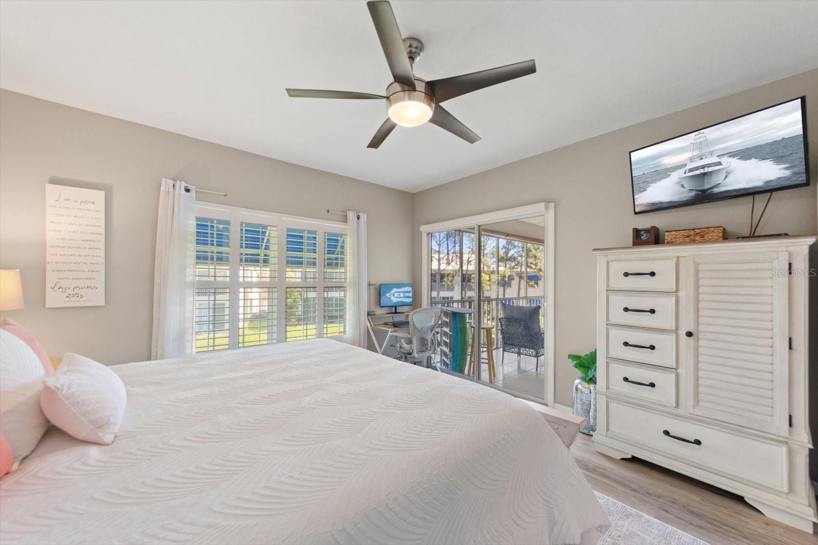 Image 20 of 41 For 11510 Shipwatch Drive 1373