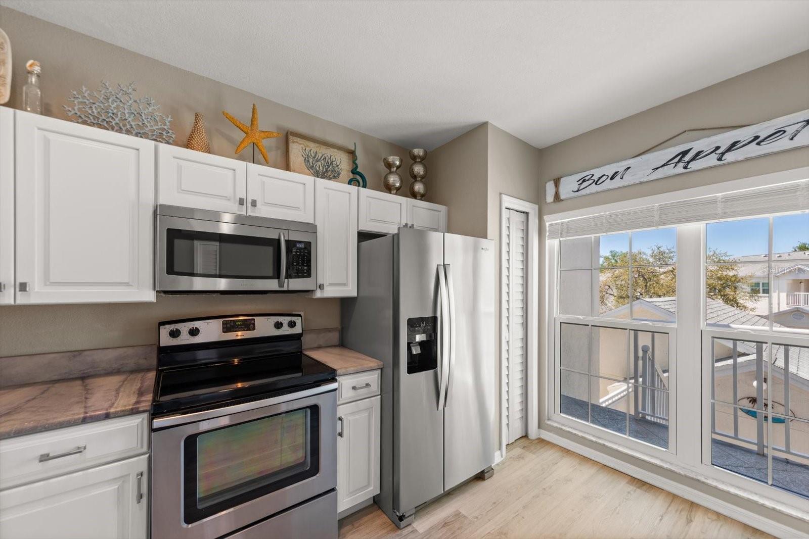 Image 8 of 41 For 11510 Shipwatch Drive 1373