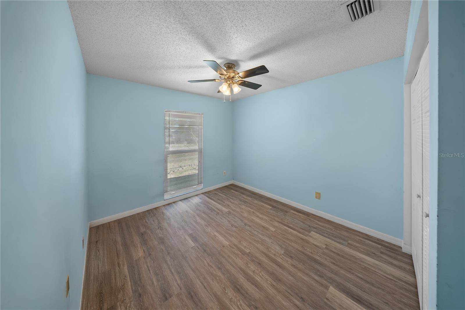 Image 16 of 28 For 6908 Spanish Moss Circle