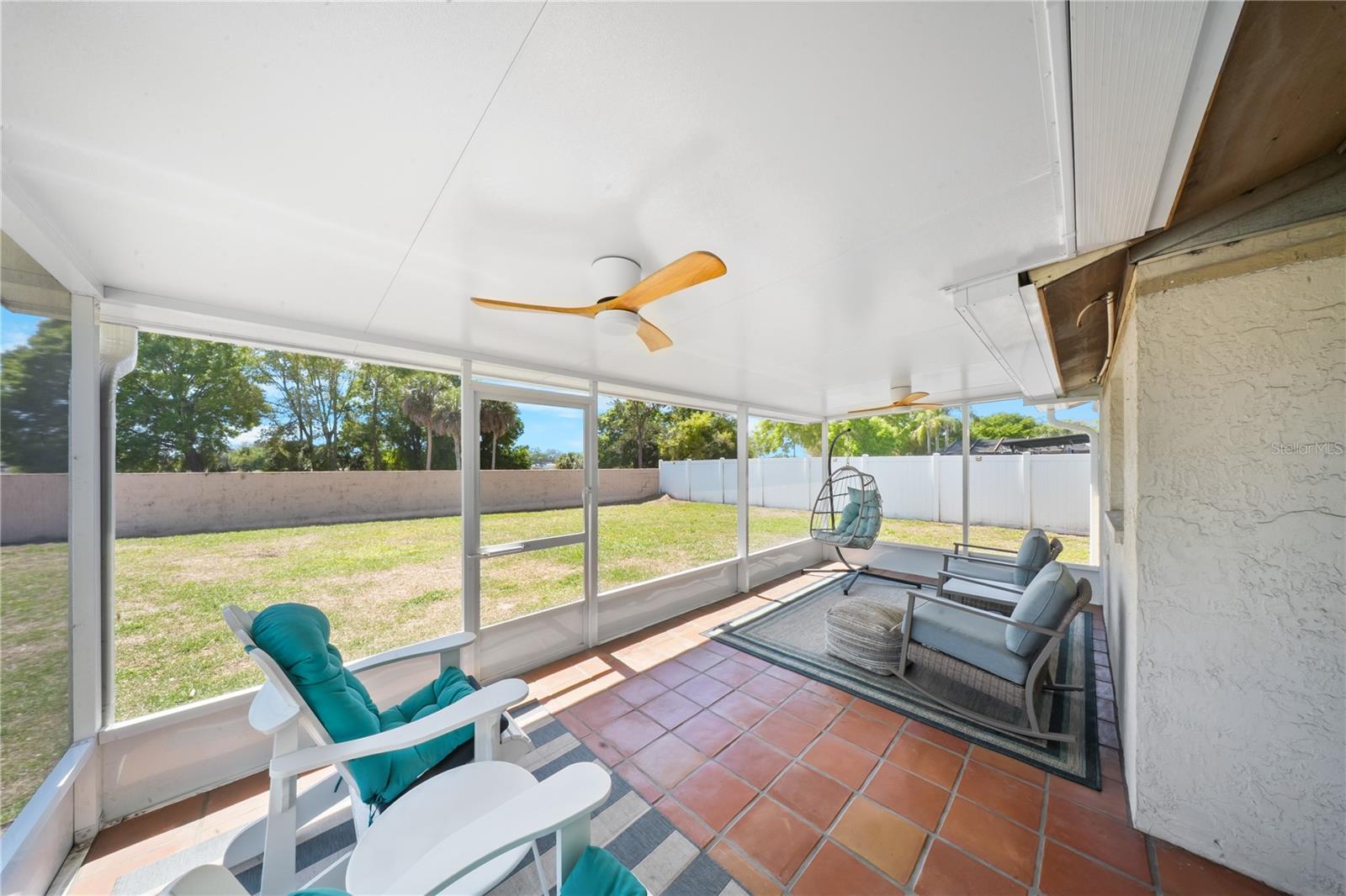 Image 23 of 28 For 6908 Spanish Moss Circle