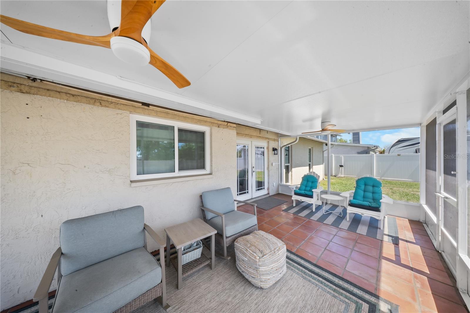 Image 25 of 28 For 6908 Spanish Moss Circle