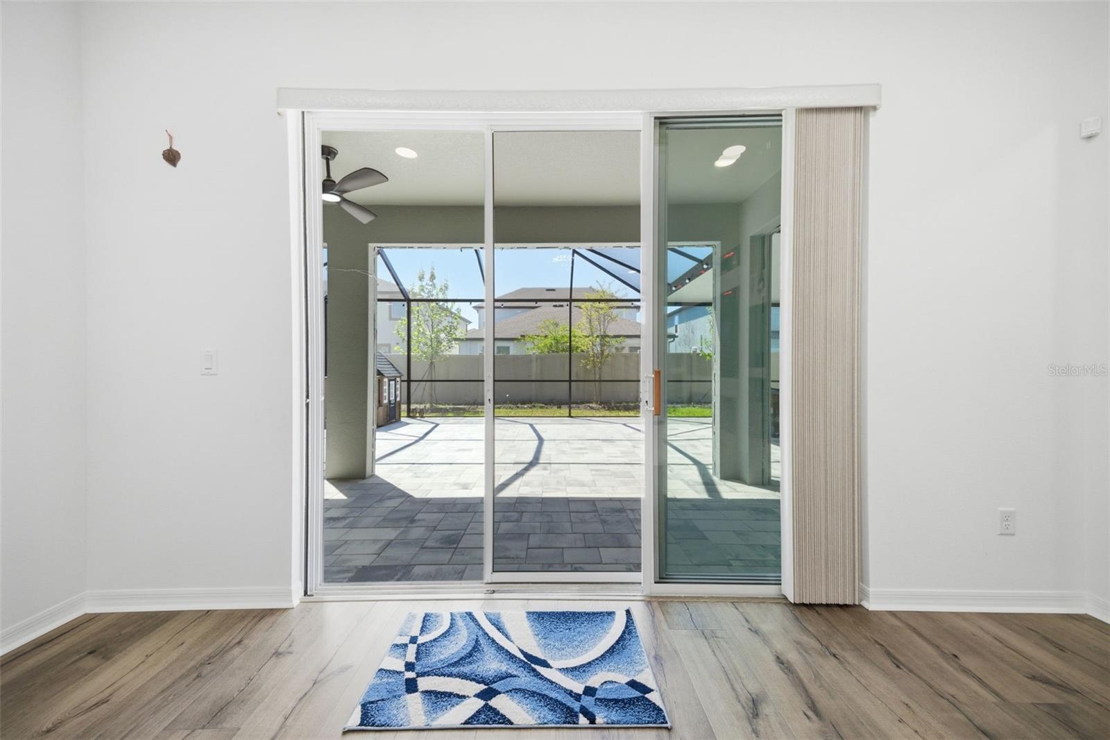 Listing photo id 17 for 7792 Notched Pine Bend