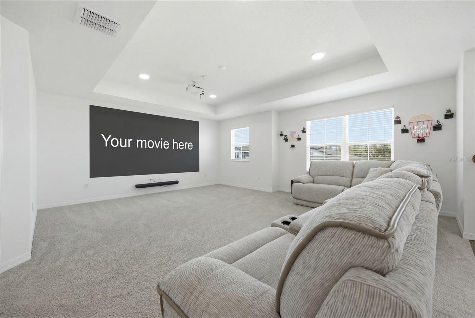 Listing photo id 33 for 7792 Notched Pine Bend