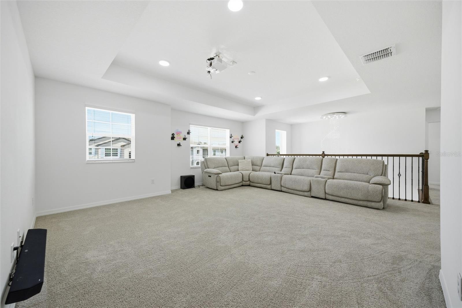 Listing photo id 35 for 7792 Notched Pine Bend