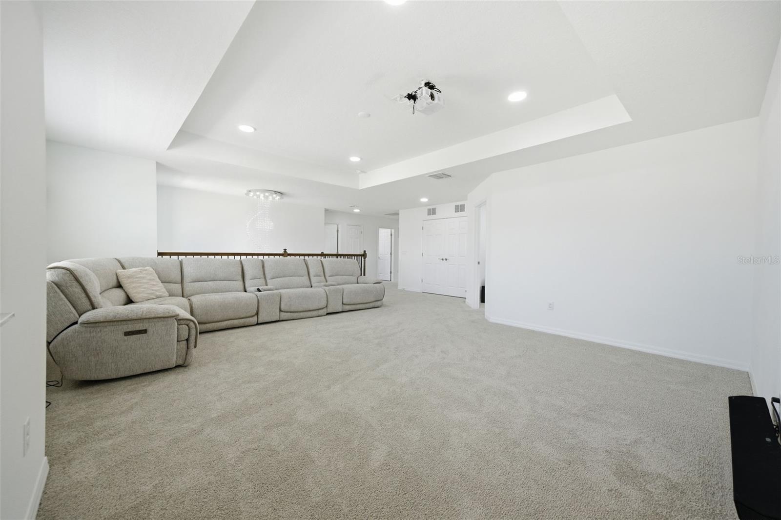 Listing photo id 36 for 7792 Notched Pine Bend