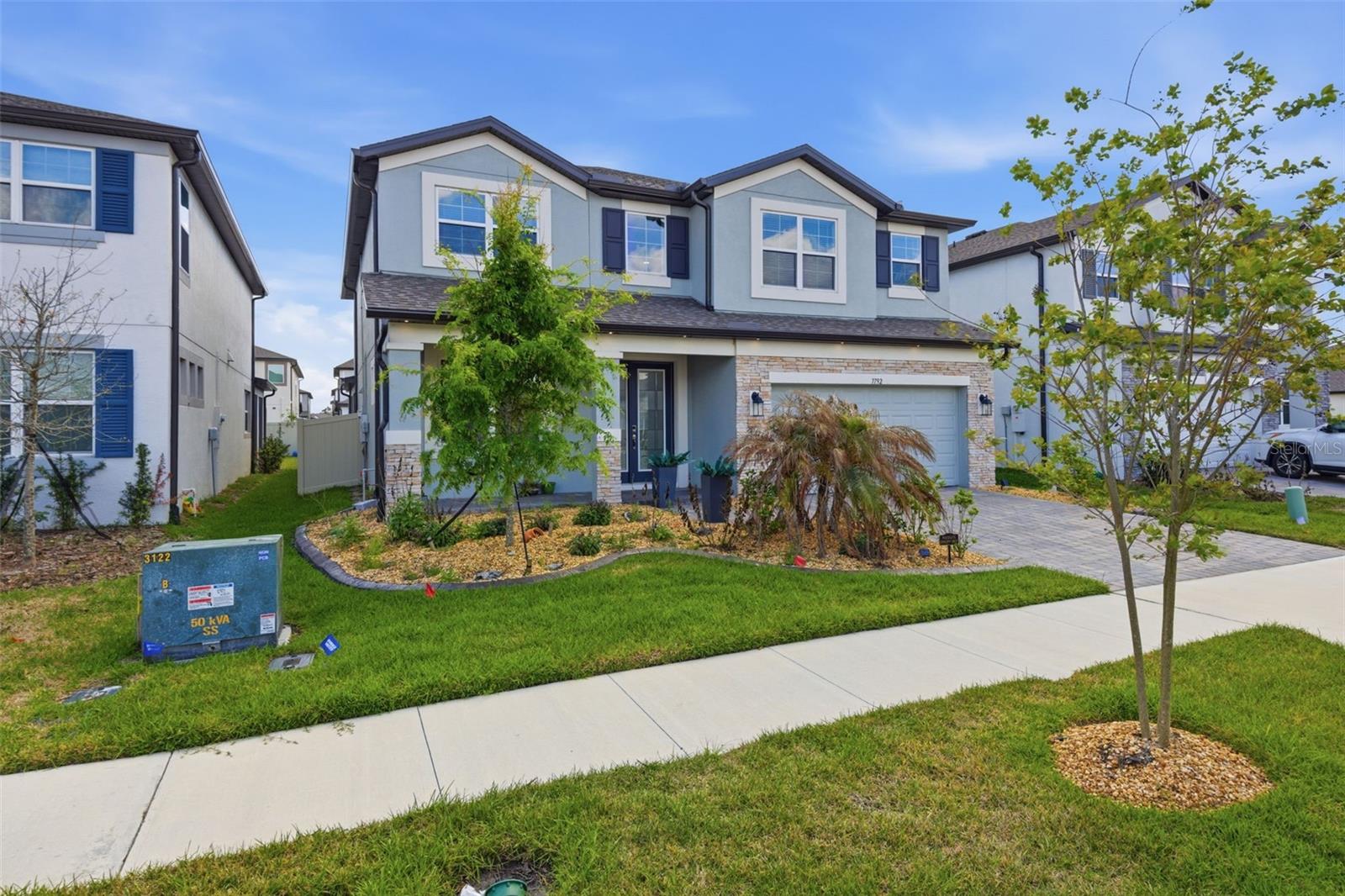 Listing photo id 2 for 7792 Notched Pine Bend